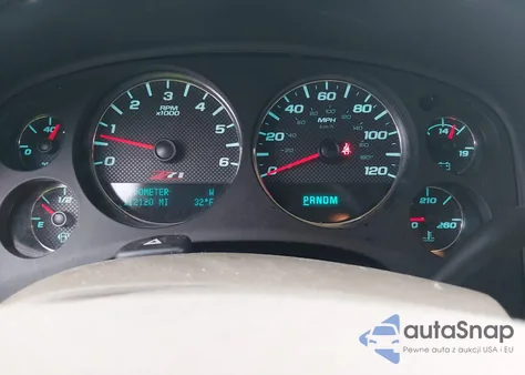 2013 Chevrolet Suburban 1500 Lt z USA, uszkodzony, nr VIN 1GNSKJE70DR119447